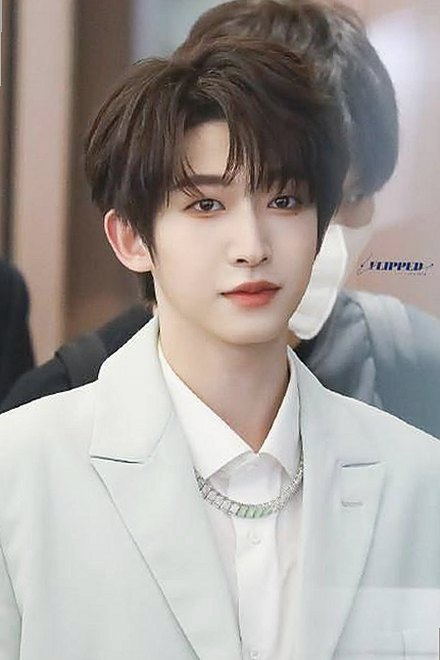 娱乐吃瓜酱奋发上进,掀起娱乐圈新风潮